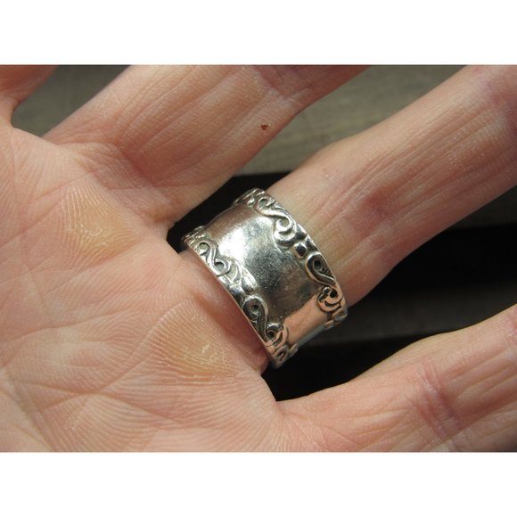 Size 6.5 Sterling Silver Fancy Boarder Thick Wide Band Ring Vintage Statement - Picture 3 of 7